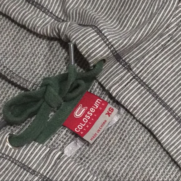 Colosseum Michigan State Embroidered Sweatshirt - Picture 2 of 7